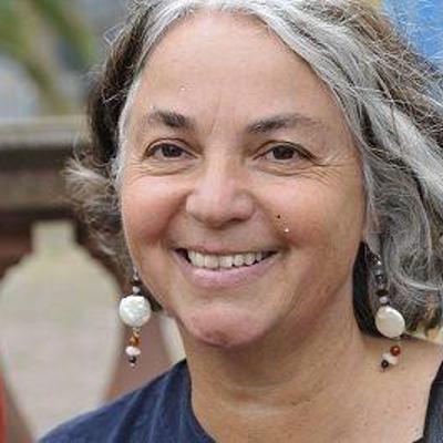 &copy; Studio Treitz